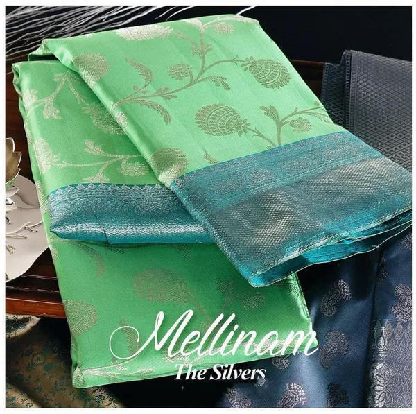 Light_Green_Embellished_Bollywood_Jacquard_Saree_(Light_Green)